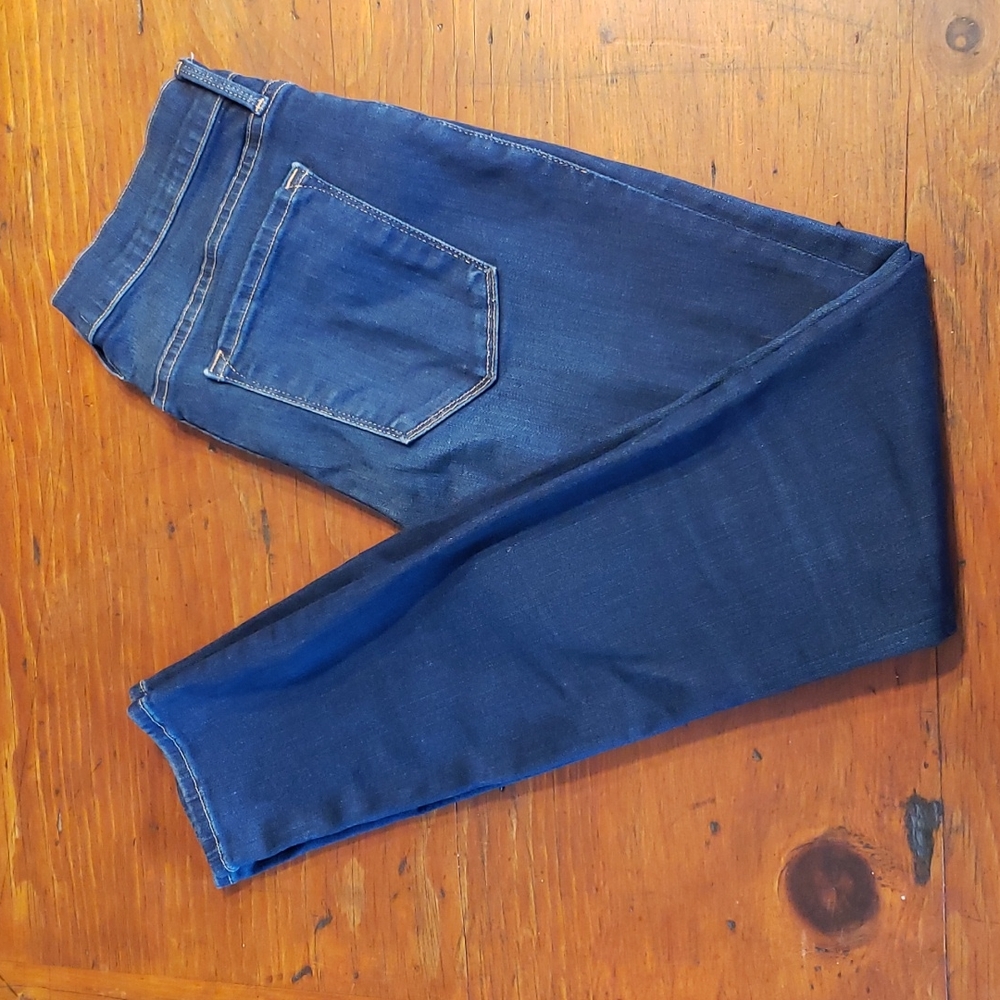 Frame Le Skinny De Jeanne